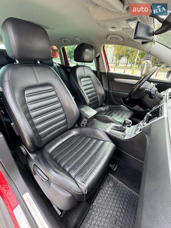 Универсал Volkswagen Passat Alltrack 2014 в Черкассах