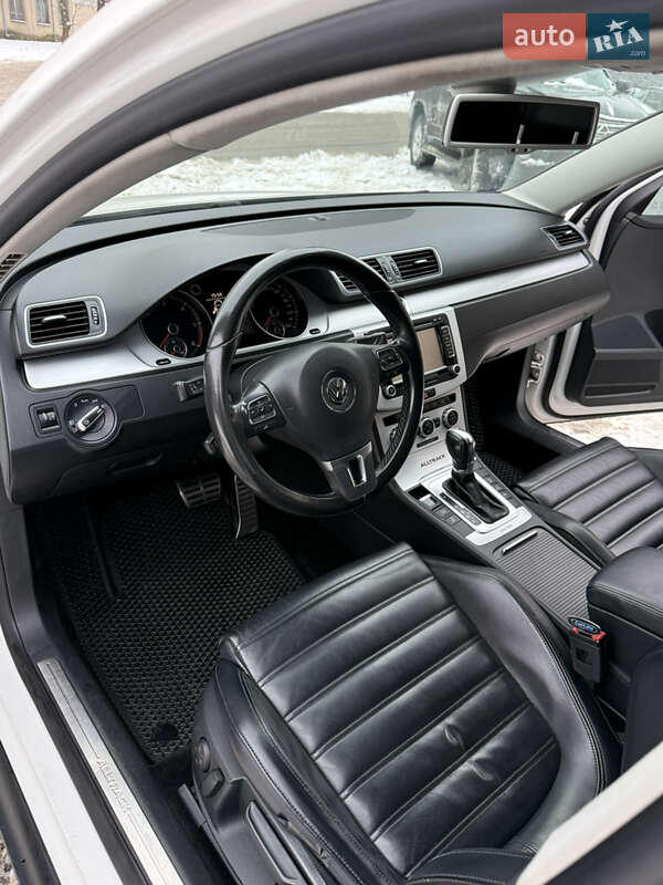Універсал Volkswagen Passat Alltrack 2014 в Львові фото 23 Універсал Volkswagen Passat Alltrack 2014 в Львові
