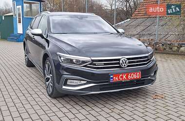 Универсал Volkswagen Passat Alltrack 2020 в Коломые