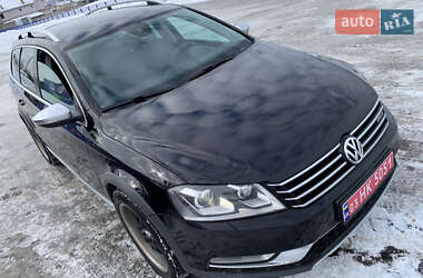 Універсал Volkswagen Passat Alltrack 2013 в Нововолинську