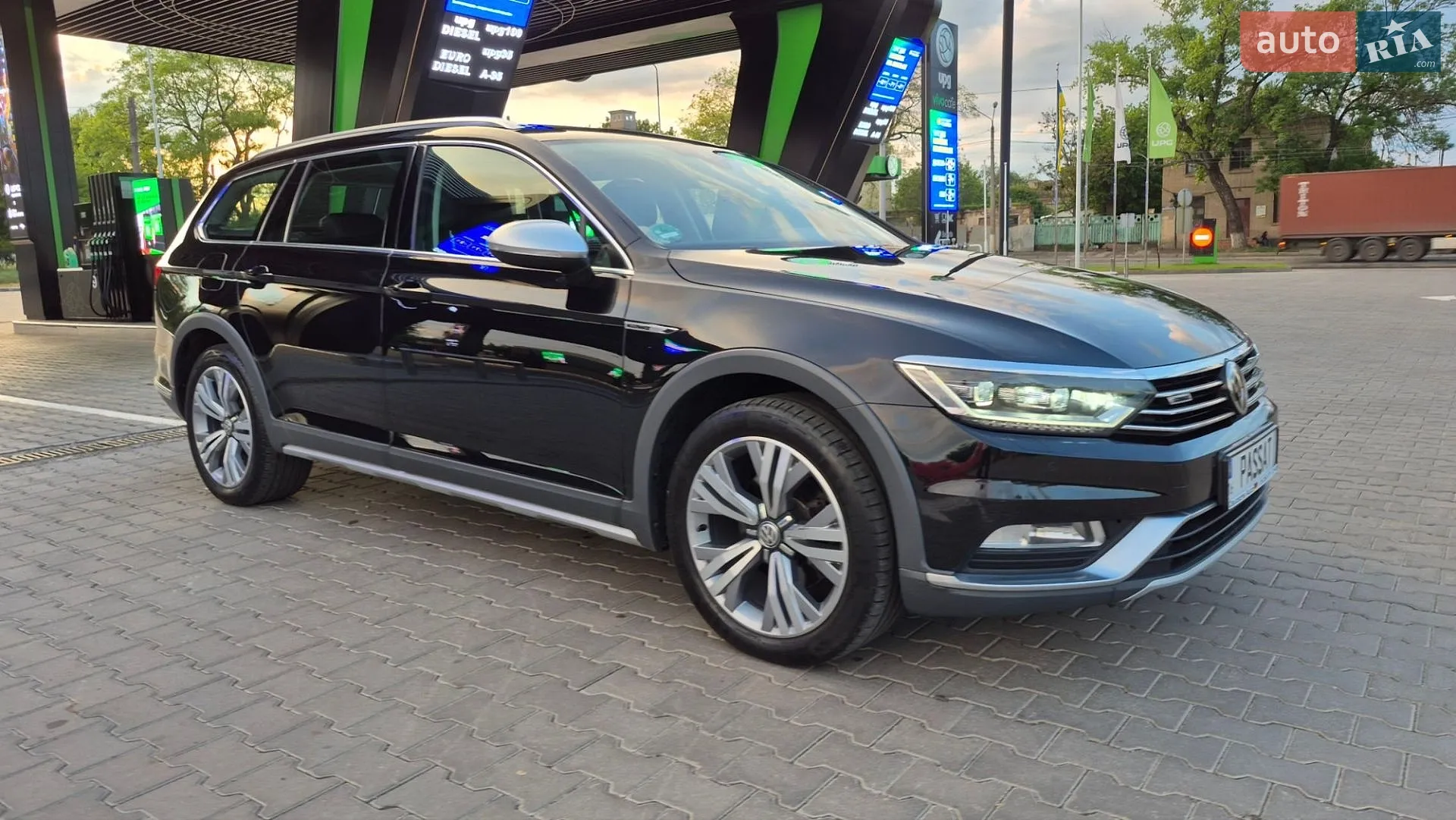 2016 Volkswagen Passat - мініатюра 17