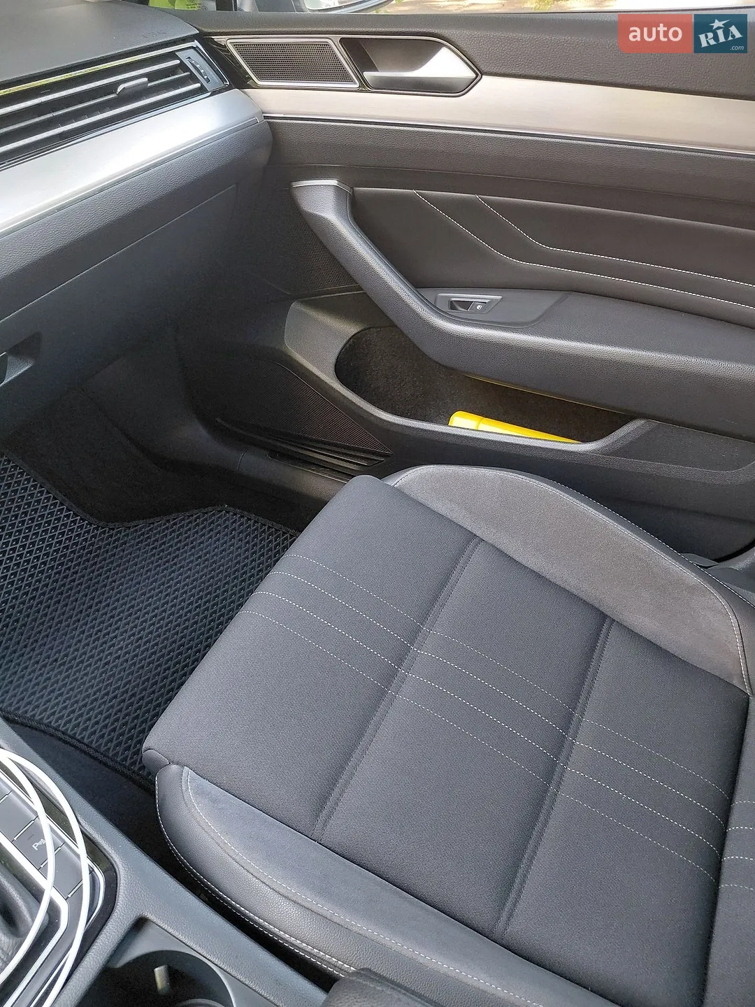 2019 Volkswagen Passat - мініатюра 17
