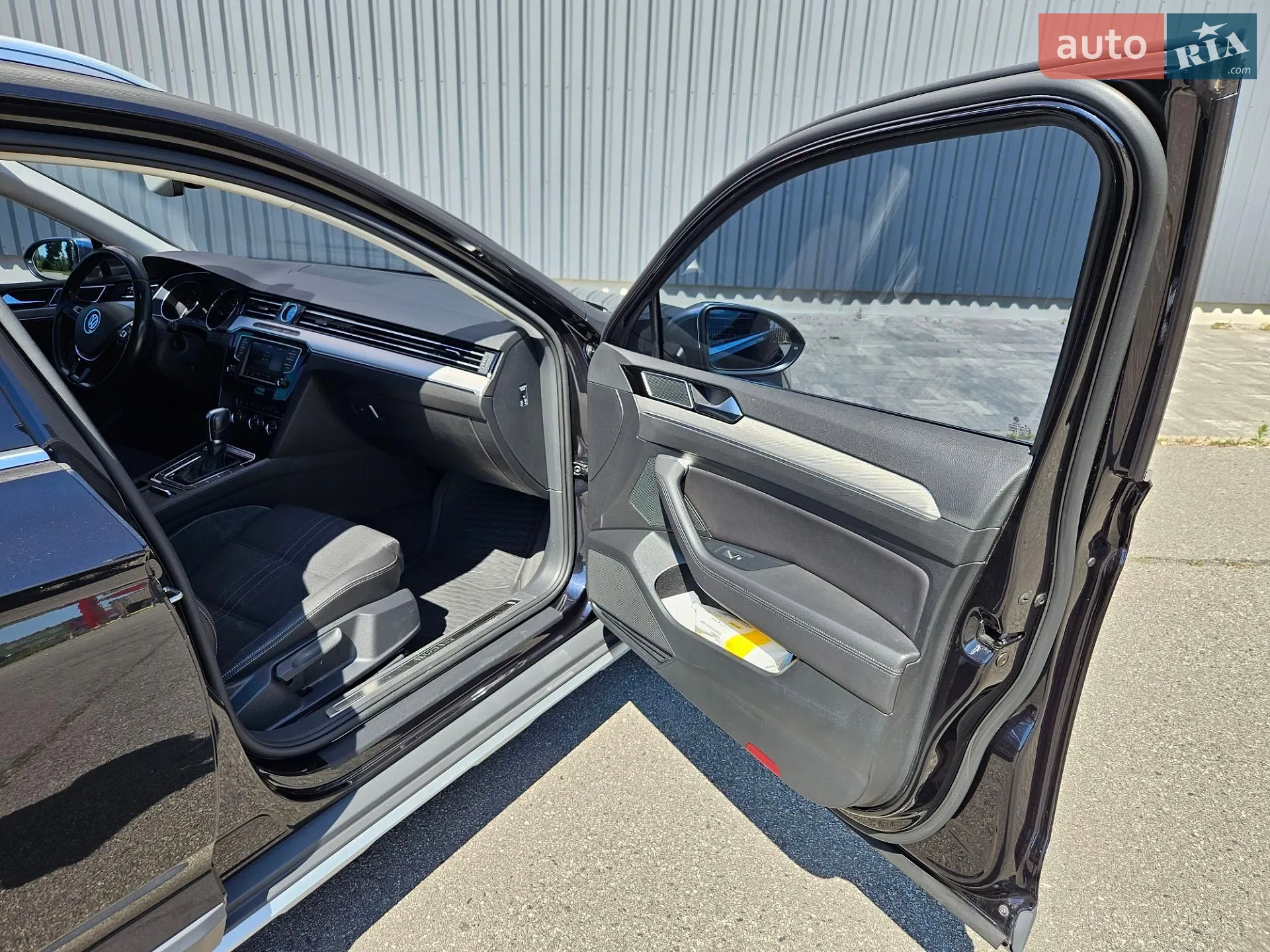 2016 Volkswagen Passat - мініатюра 29