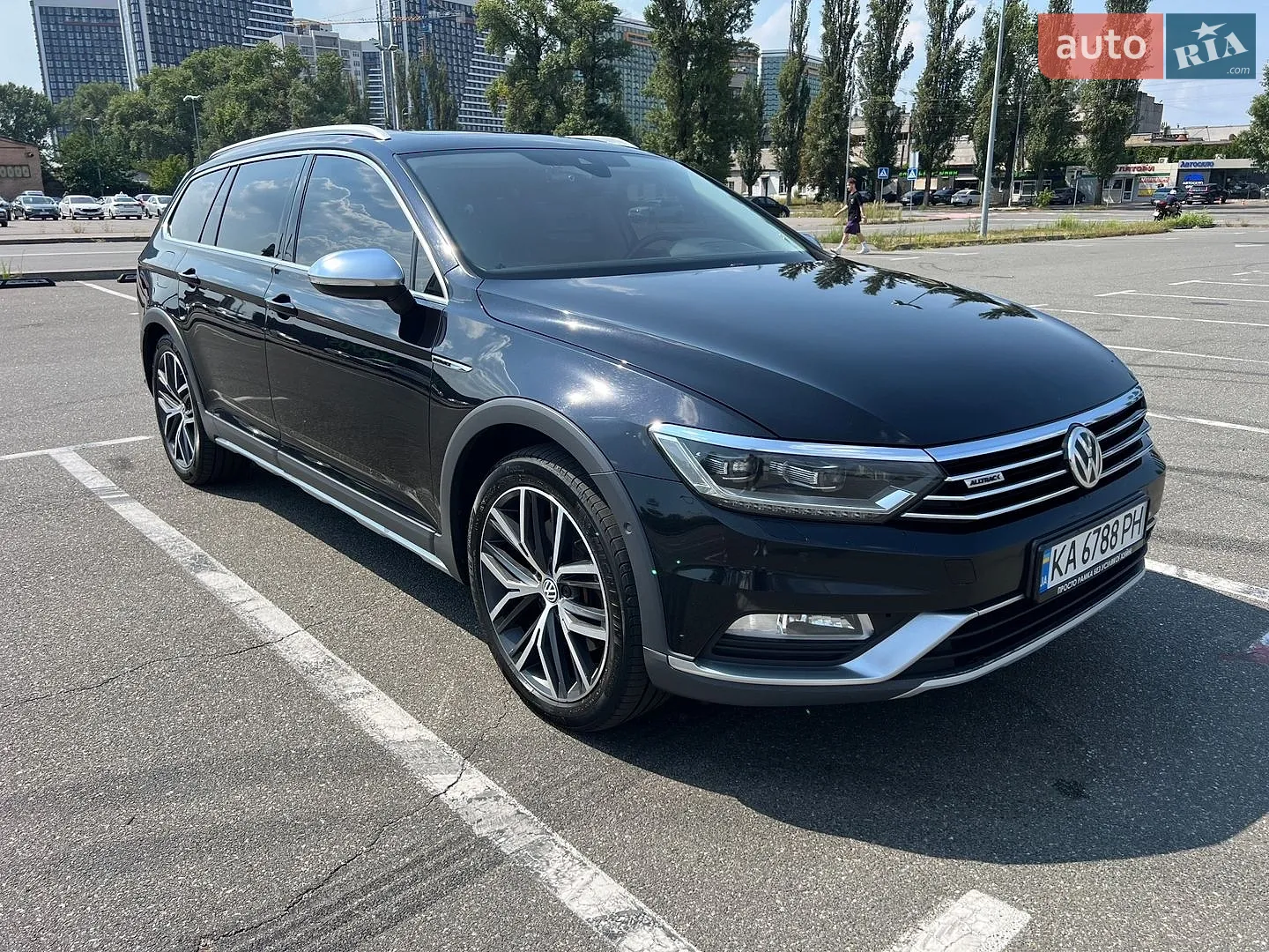 2017 Volkswagen Passat - фото 1