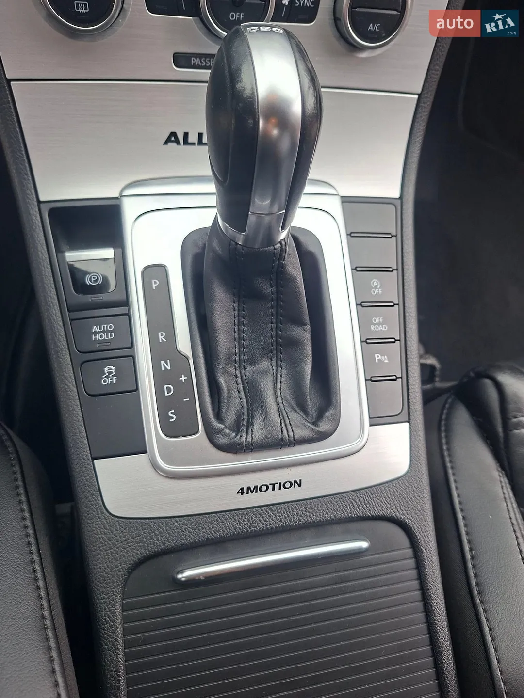 2014 Volkswagen Passat - мініатюра 28