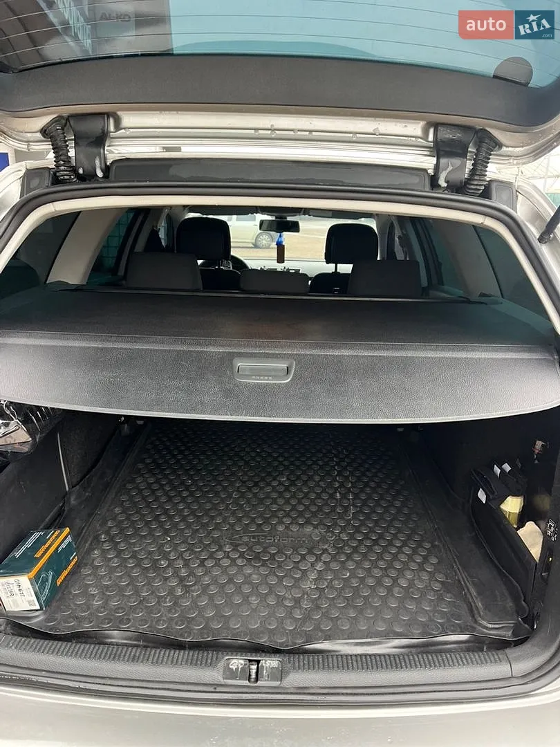 2012 Volkswagen Passat - мініатюра 3