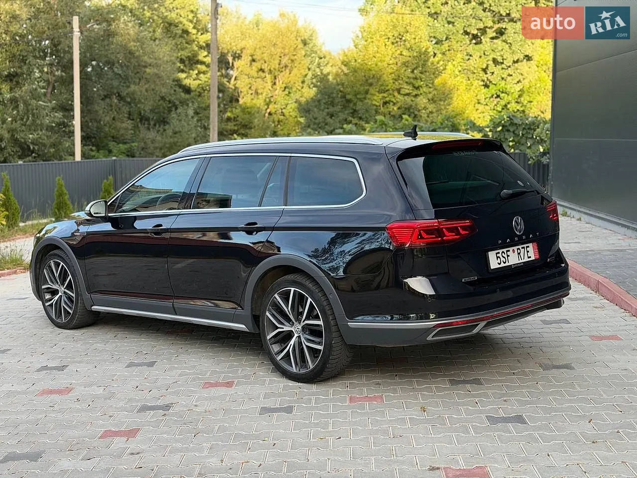 2019 Volkswagen Passat - мініатюра 16