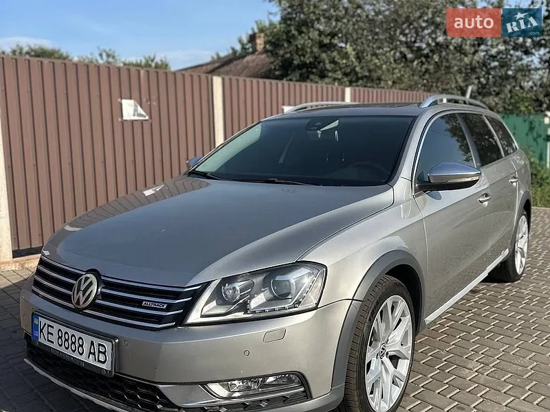 Volkswagen Passat Alltrack 2012
