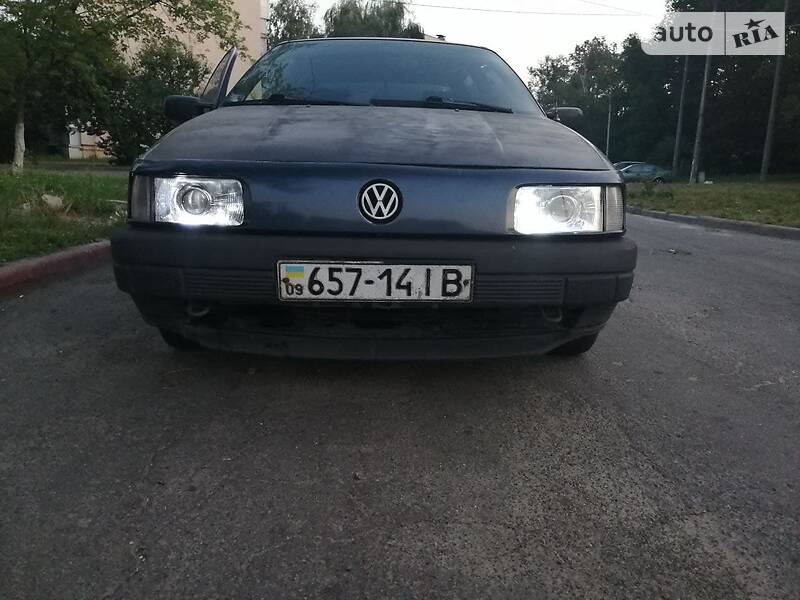 Седан Volkswagen Passat B3 1989 в Киеве