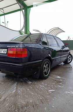 Седан Volkswagen Passat B4 1994 в Золочеве