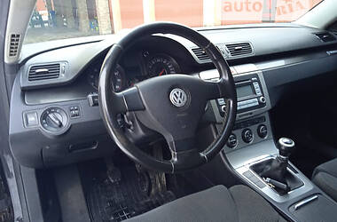 Седан Volkswagen Passat B6 2007 в Виноградове