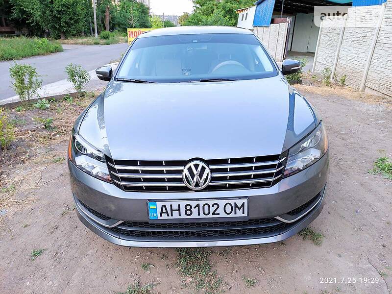 Седан Volkswagen Passat B7 2014 в Константиновке