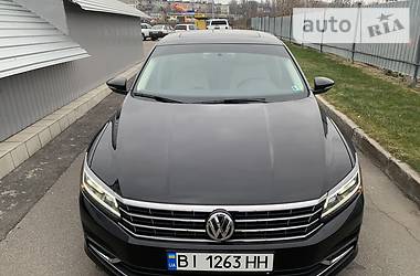Седан Volkswagen Passat B7 2016 в Полтаве
