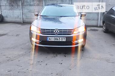 Седан Volkswagen Passat B7 2014 в Тараще