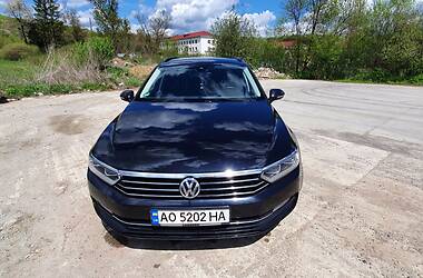 Универсал Volkswagen Passat B8 2015 в Ужгороде