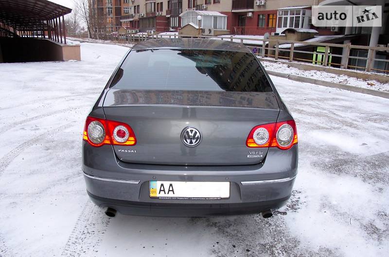 Седан Volkswagen Passat 2006 в Киеве