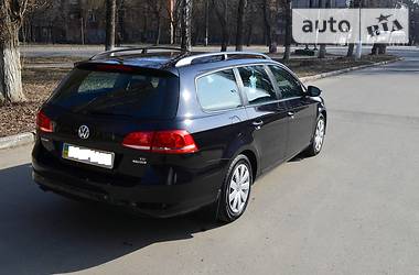 Универсал Volkswagen Passat 2011 в Хмельницком