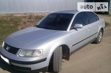 Седан Volkswagen Passat 1998 в Івано-Франківську