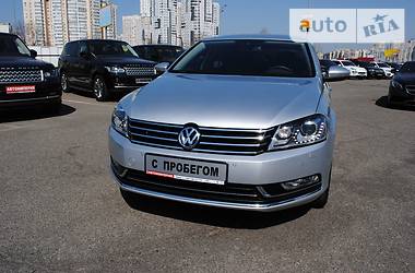 Седан Volkswagen Passat 2014 в Киеве