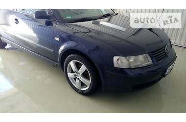 Седан Volkswagen Passat 1999 в Луганске