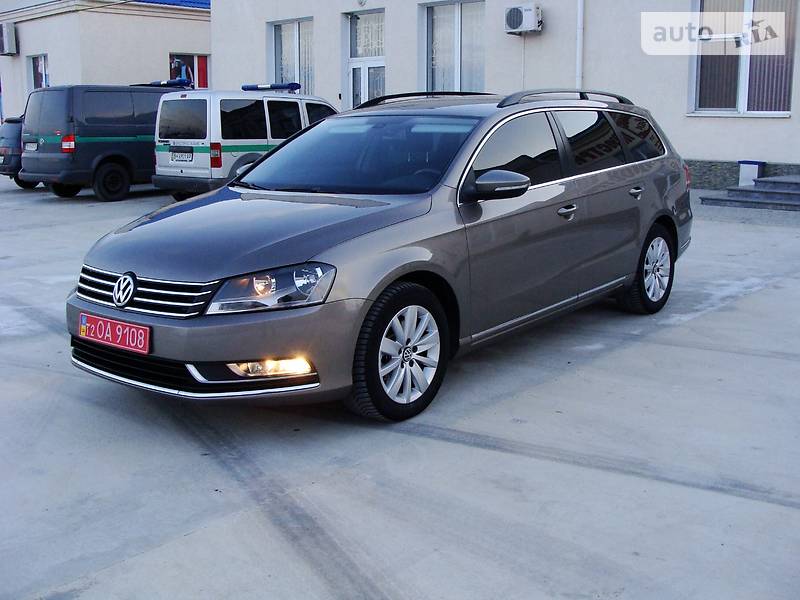 Універсал Volkswagen Passat 2013 в Любашівці