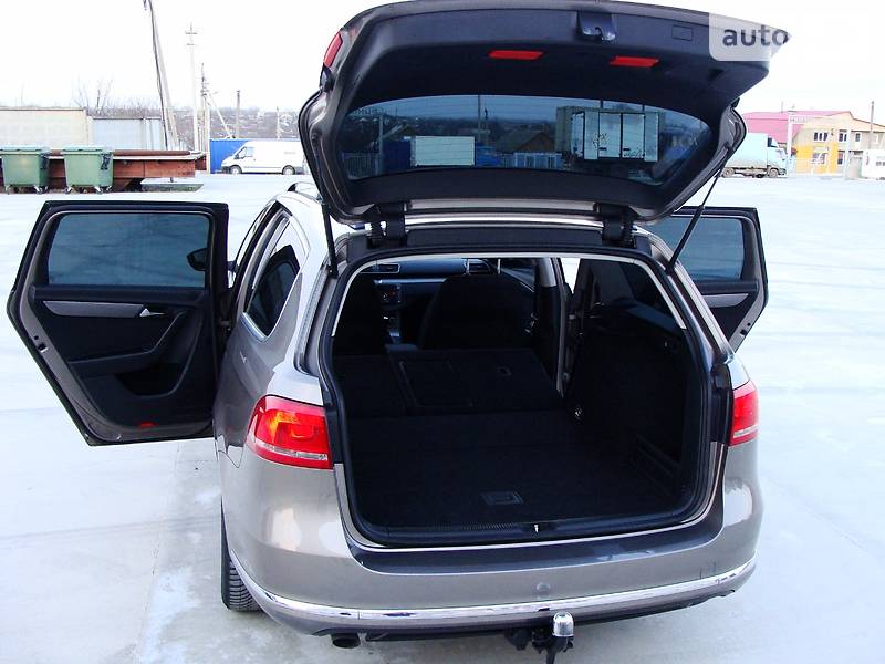 Універсал Volkswagen Passat 2013 в Любашівці