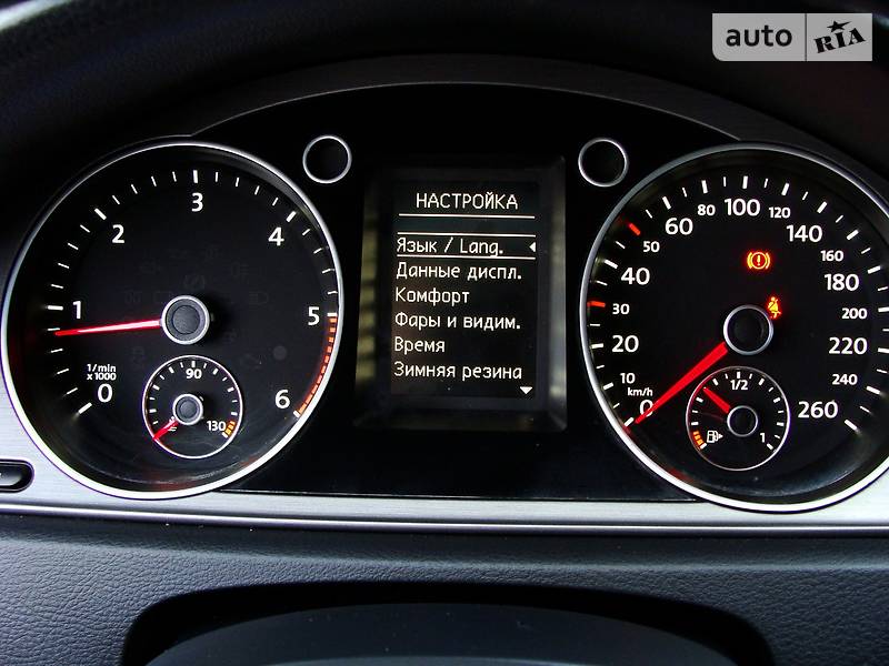 Універсал Volkswagen Passat 2013 в Любашівці