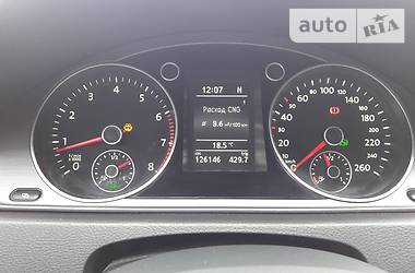 Универсал Volkswagen Passat 2011 в 