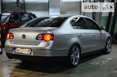 Седан Volkswagen Passat 2008 в Києві