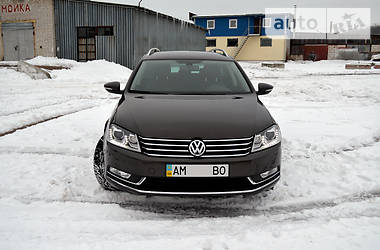 Универсал Volkswagen Passat 2012 в Житомире