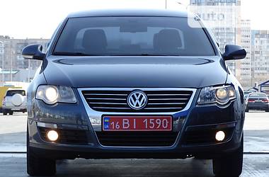 Седан Volkswagen Passat 2009 в Одессе