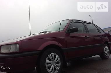 Седан Volkswagen Passat 1990 в Тернополе