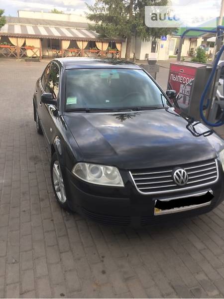 Седан Volkswagen Passat 2002 в Ровно