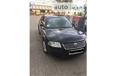 Седан Volkswagen Passat 2002 в Ровно