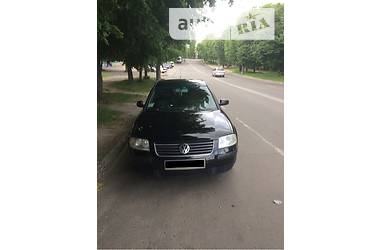 Седан Volkswagen Passat 2002 в Ровно