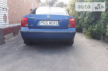 Седан Volkswagen Passat 1997 в Немирове