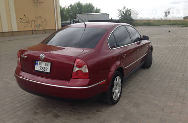 Седан Volkswagen Passat 2001 в Херсоне