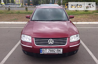 Седан Volkswagen Passat 2001 в Херсоне