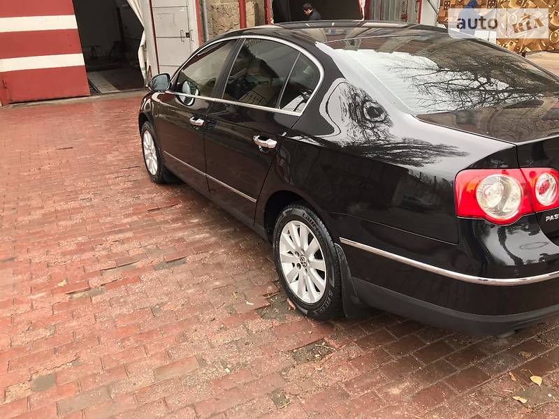 Седан Volkswagen Passat 2006 в Николаеве