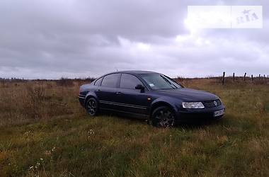 Седан Volkswagen Passat 1997 в Олевске