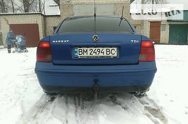 Седан Volkswagen Passat 1998 в Кролевце