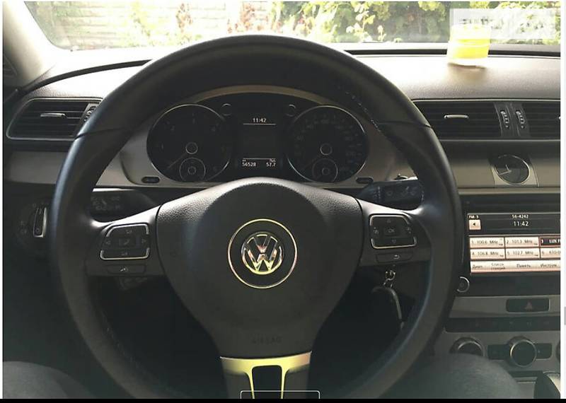 Универсал Volkswagen Passat 2014 в Тернополе