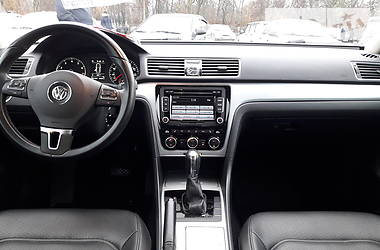 Седан Volkswagen Passat 2012 в Кропивницком