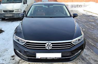 Седан Volkswagen Passat 2015 в Дрогобыче