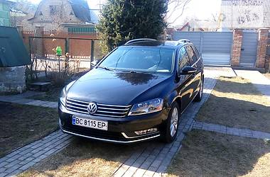 Универсал Volkswagen Passat 2011 в Киеве