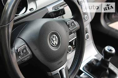 Универсал Volkswagen Passat 2011 в Самборе