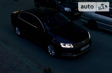 Седан Volkswagen Passat 2013 в Киеве