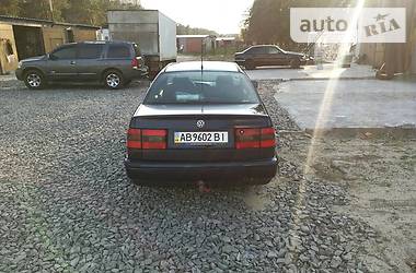 Седан Volkswagen Passat 1994 в Киеве