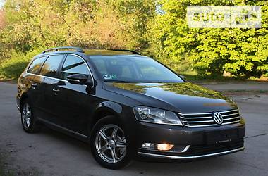 Универсал Volkswagen Passat 2013 в Кременчуге