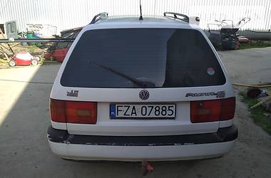 Универсал Volkswagen Passat 1996 в Коломые